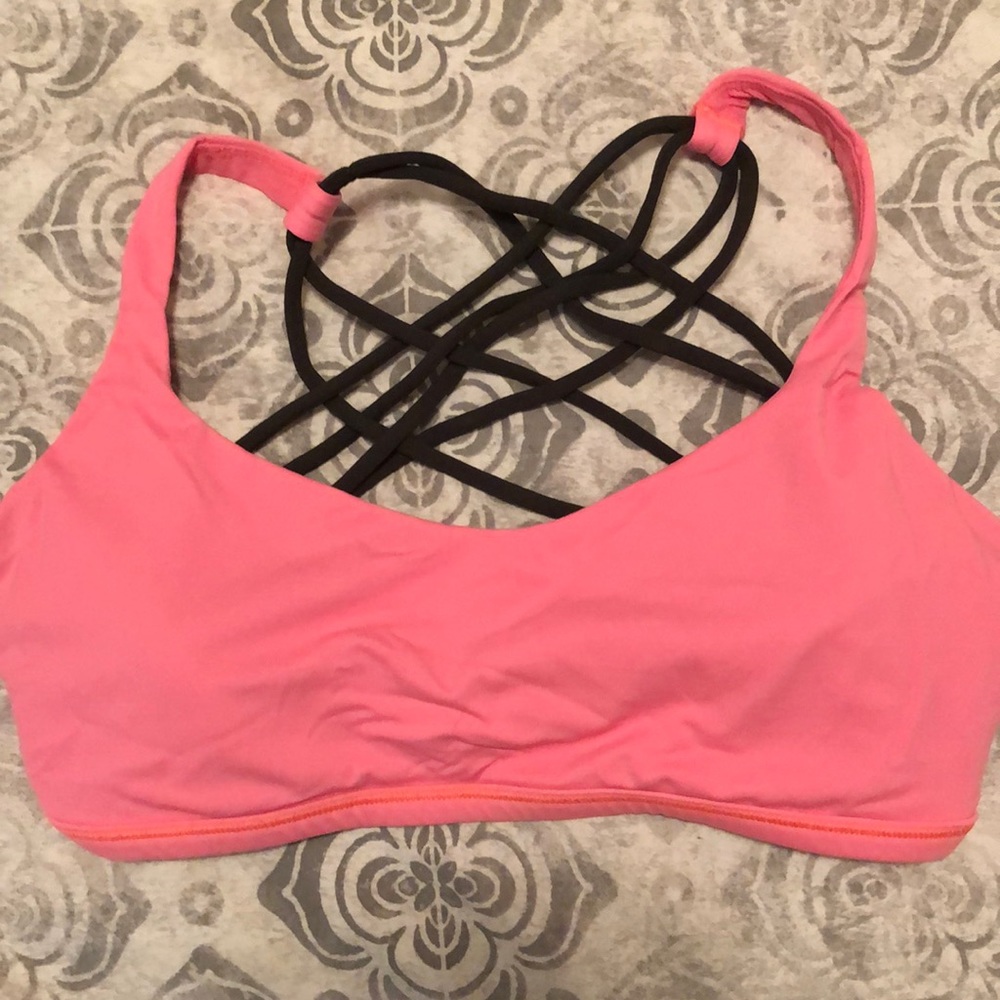 Lululemon Free to be Wild Strappy Sports Bra